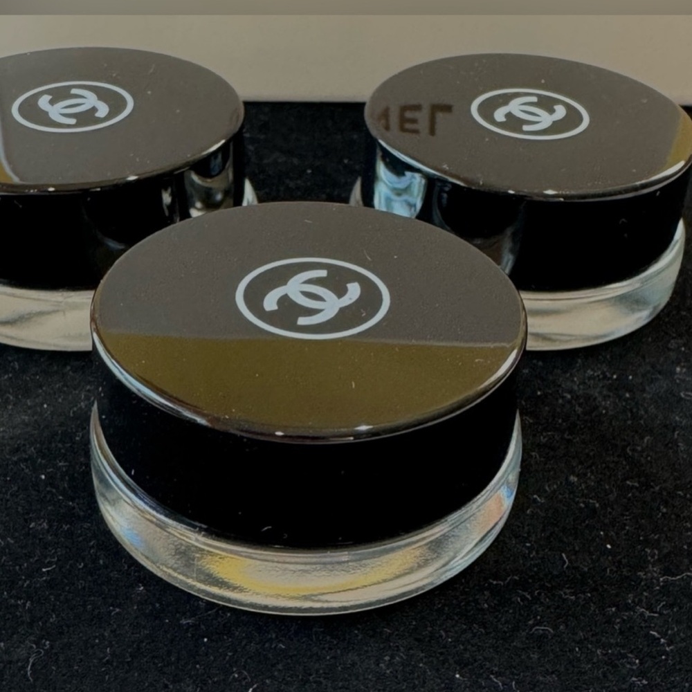 CHANEL set of 3 Cosmetic Travel Jars - Picture 2 of 2
